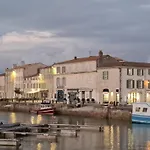 La Martinoise Patio サン・マルタン・ド・レ