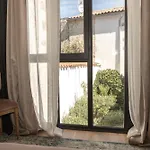 La Martinoise Patio ゲストハウス サン・マルタン・ド・レ